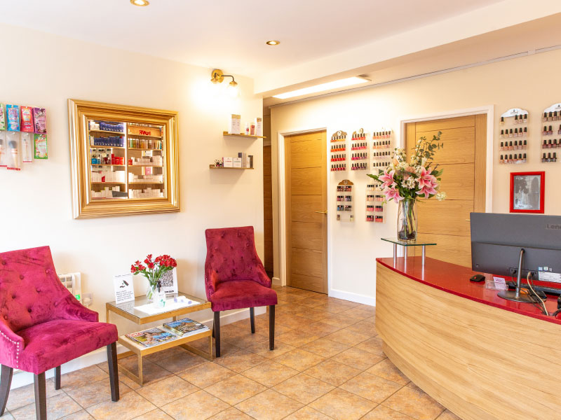 Beauty-Beyond-beauty-salon-in-Winchcombe-cotswolds-salon-entrance-1